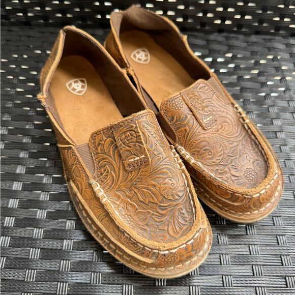 Ariat Women’s Embossed Leather Slip-On Shoes Size 5.5B Floral Tooled Western - Picture 1 of 6